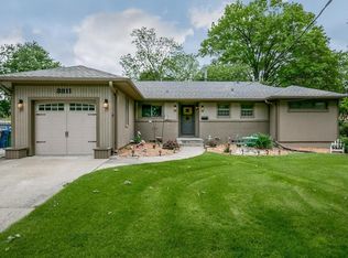 3811 73rd St, Urbandale, IA 50322