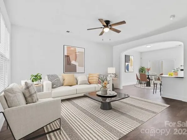 3153 Bending Birch Pl, Charlotte, NC 28206