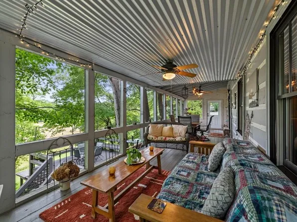 138 Wolf Creek Est, Mineral Bluff, GA 30559