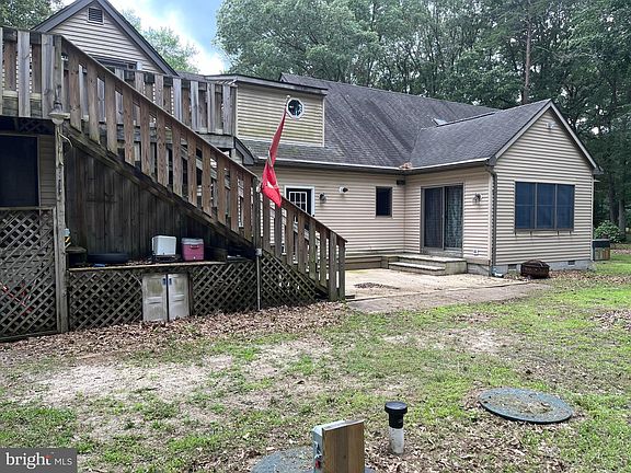 5th image of 24445 Fernwood St