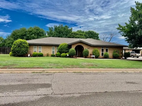 1650 Vanessa Dr, Clinton, OK 73601