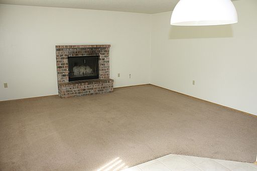 5th image of 3914 NE 155th Ave