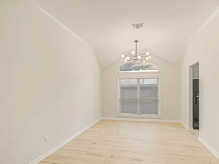 71 N Queenscliff Cir — Photo 16