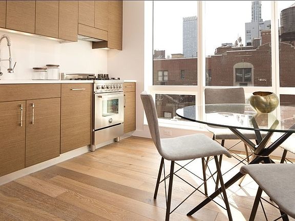 3rd image of 325 Lexington Ave APT 19D