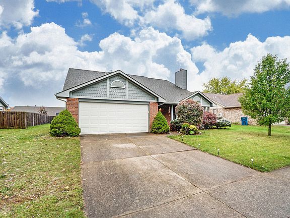 3rd image of 6680 Deer Meadows Dr