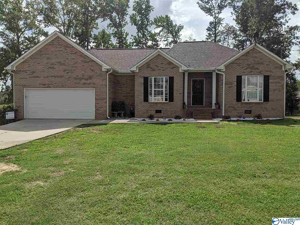 1st image of 309 Dogwood Dr