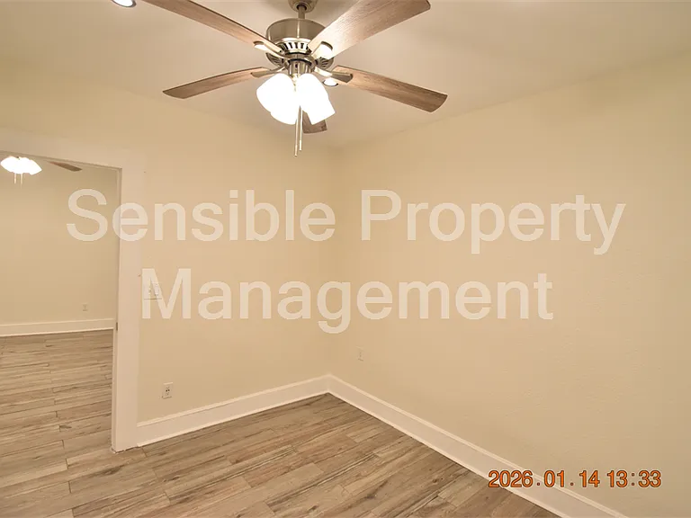 907 E Patterson St — Photo 22