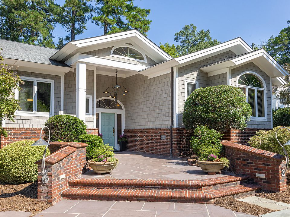 1st image of 2806 Chelsea Cir