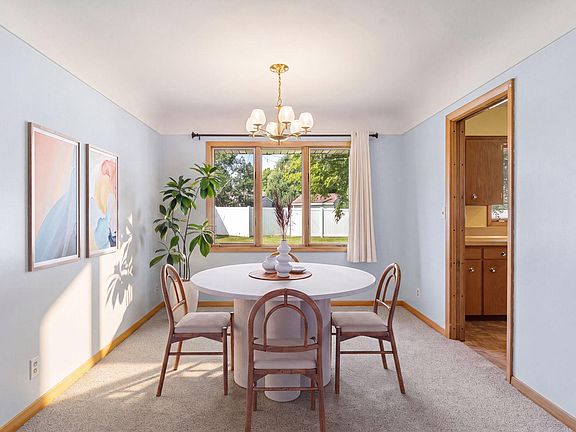 5th image of 105 21st St NW