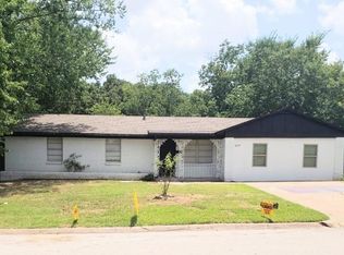 4724 Forest Wood Dr, Forest Hill, TX 76119