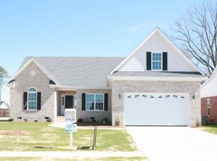 1837 Ellie Ave, Fayetteville, NC 28314