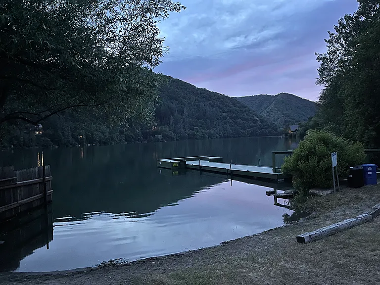 Your Private Sunset on your 400 acre, deep aquifer fed lake