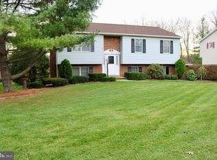 3132 Woodridge Dr, Landisville, PA 17538