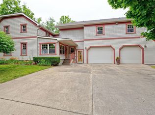 4 N Church St, Ortonville, MI