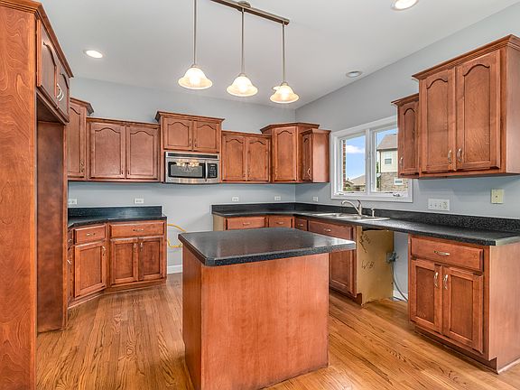 5th image of 761 Moon Vista Ct