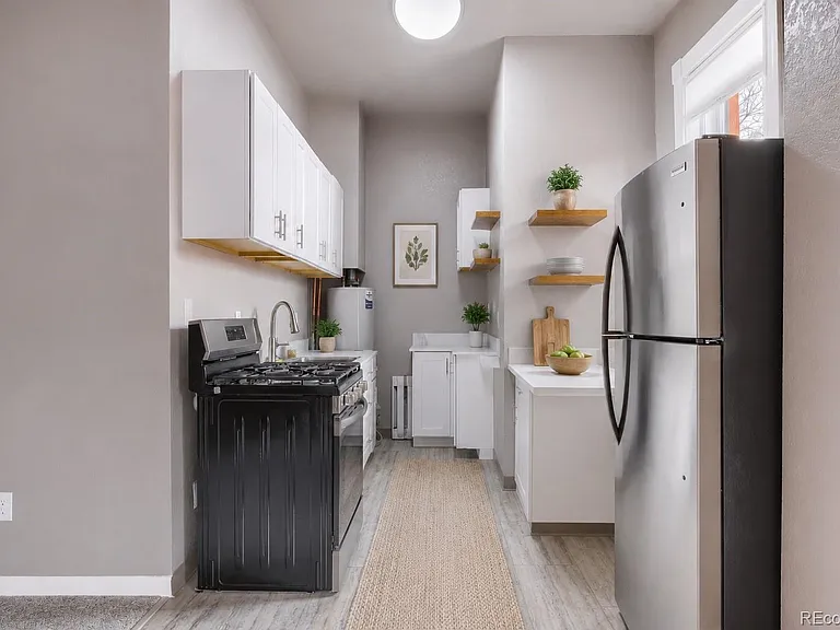 5630 Webster St #1 — Photo 6