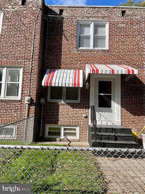 2nd image of 1531 Norris St