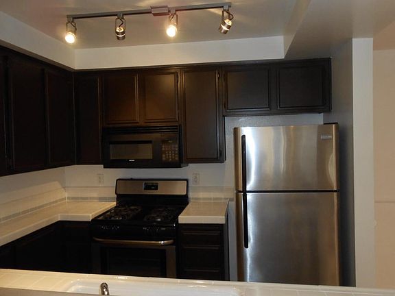 3rd image of 8614 Burton Way #215