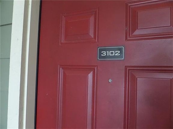3rd image of 6810 Deatonhill Dr #3102