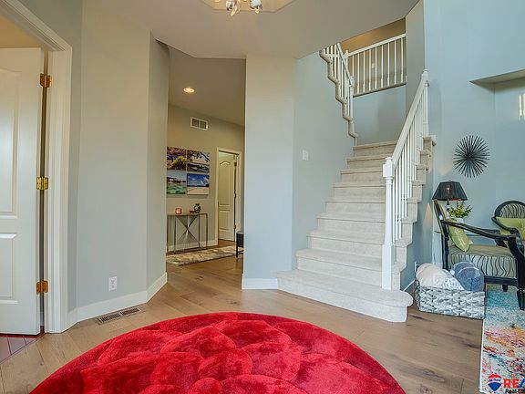 2nd image of 550 S 188th Avenue Cir