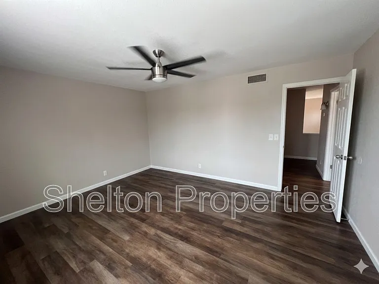 7714 W Piute Ave — Photo 5