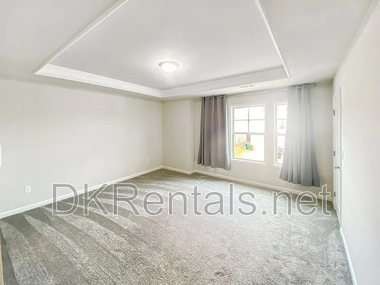 213 Auburn Station Dr — Photo 12