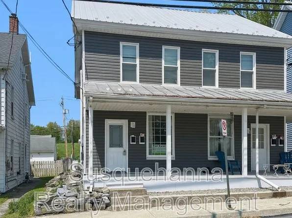 171 E Derry Rd #1, Hershey, PA 17033