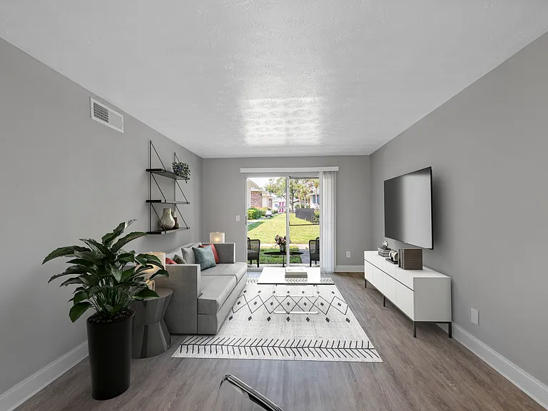 Arbor Place Apartments — Photo 4