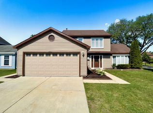 1054 Bothwell Cir, Bolingbrook, IL 60440
