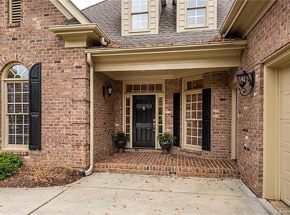 2nd image of 8641 Tullamore Park Cir