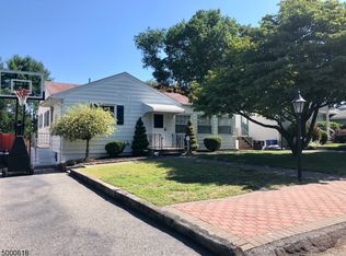 4 Van Buren St, Butler, NJ 07405