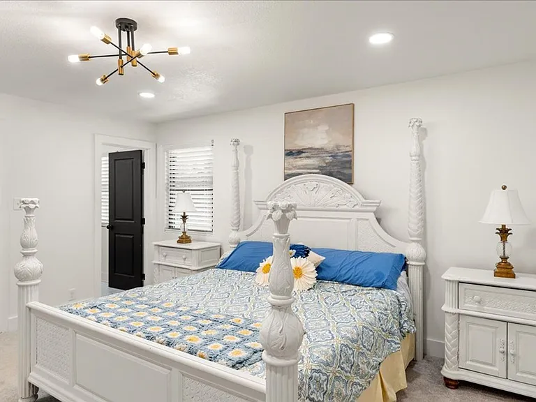 813 N Cedar Bluff Rd — Photo 16