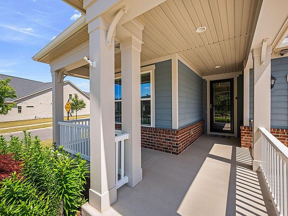 3rd image of 1203 Steinbeck Dr