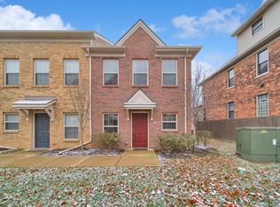 676 E Ferry St, Detroit, MI 48202