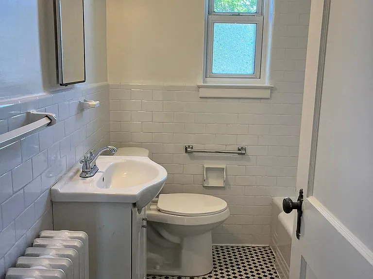 2500 Liberty Pkwy — Photo 21