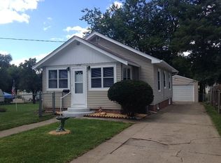 1242 E 28th St, Des Moines, IA 50317