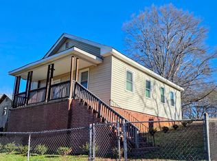 108 Dunklin St, Easley, SC 29640