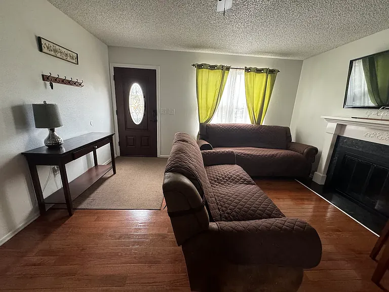 4840 Ridenour Dr — Photo 13
