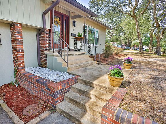 3rd image of 28 Anastasia Dr