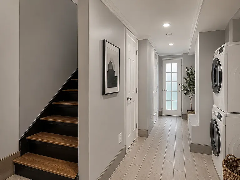 58 Leroy St #1E — Photo 8