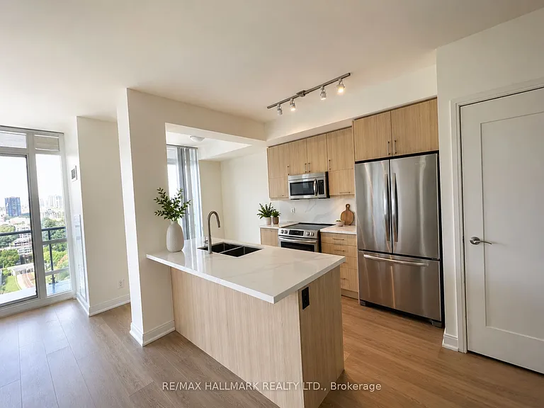 825 Church St #1902 — Photo 11