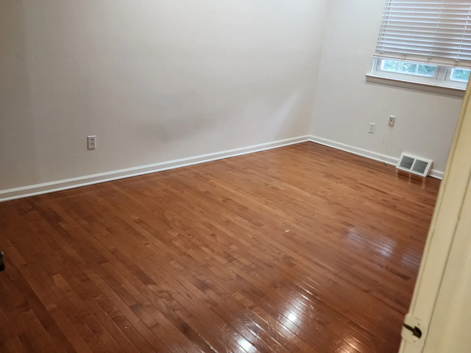 2 bed, $1,500 — Photo 4