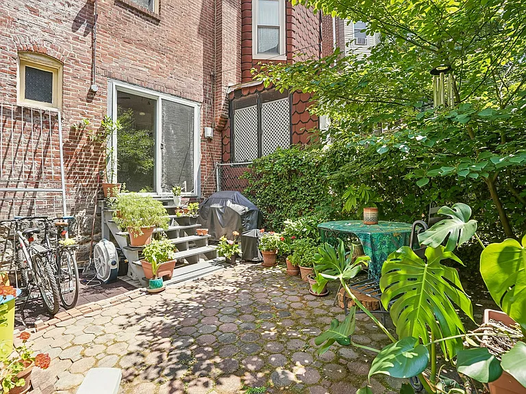4646 Hazel Ave — Photo 44