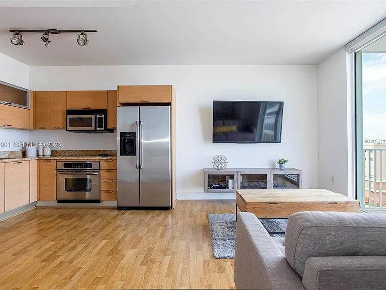 3180 SW 22nd Ter #807 — Photo 4