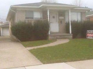 17384 Stricker Ave, Eastpointe, MI 48021