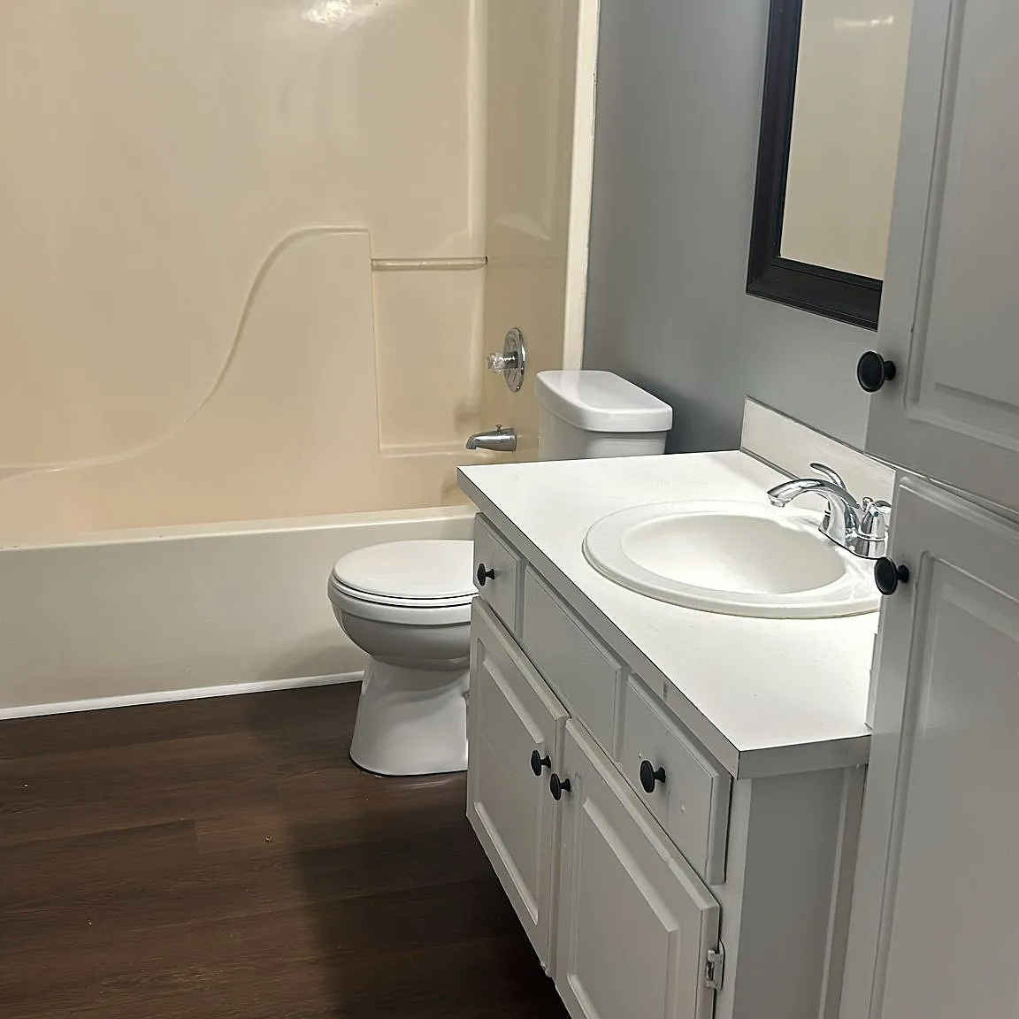 2 bed, 750 sqft, $1,000 — Photo 2