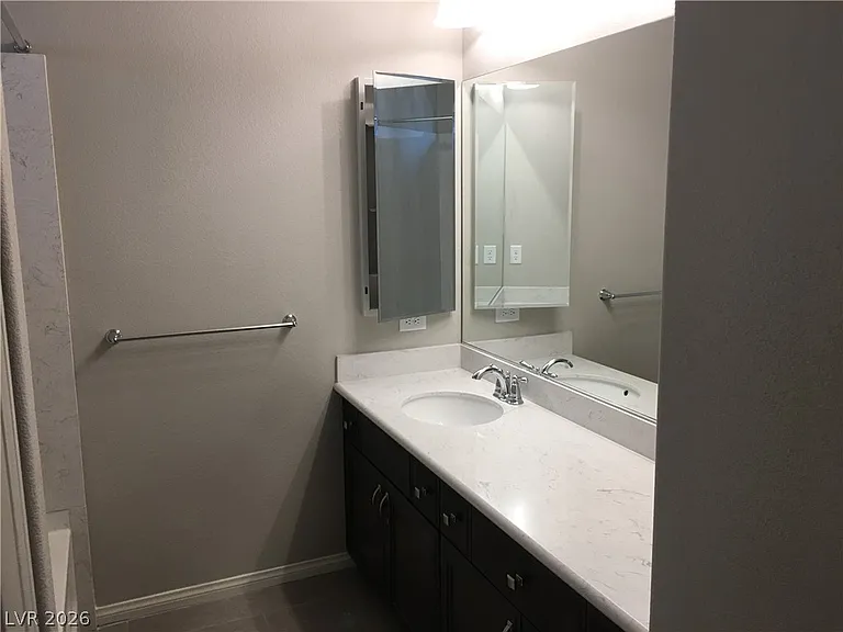 9861 Mercer Estates Ct — Photo 10