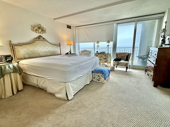 3rd image of 3800 Atlantic Ave #1-604-1