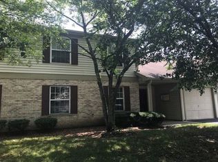 1103 Stratford Ct APT D, Elgin, IL 60120