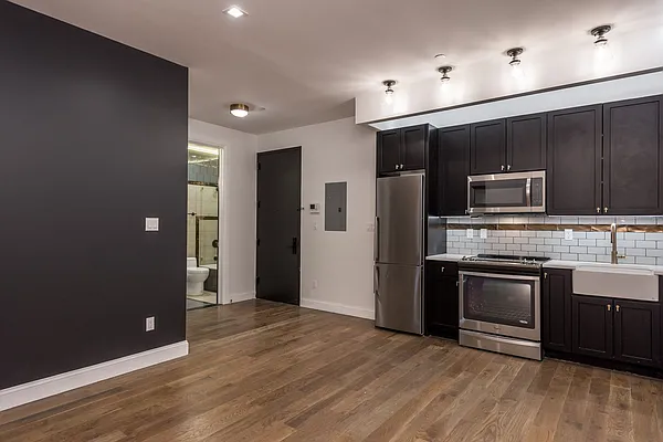 Rented by Nooklyn NYC LLC | media 64